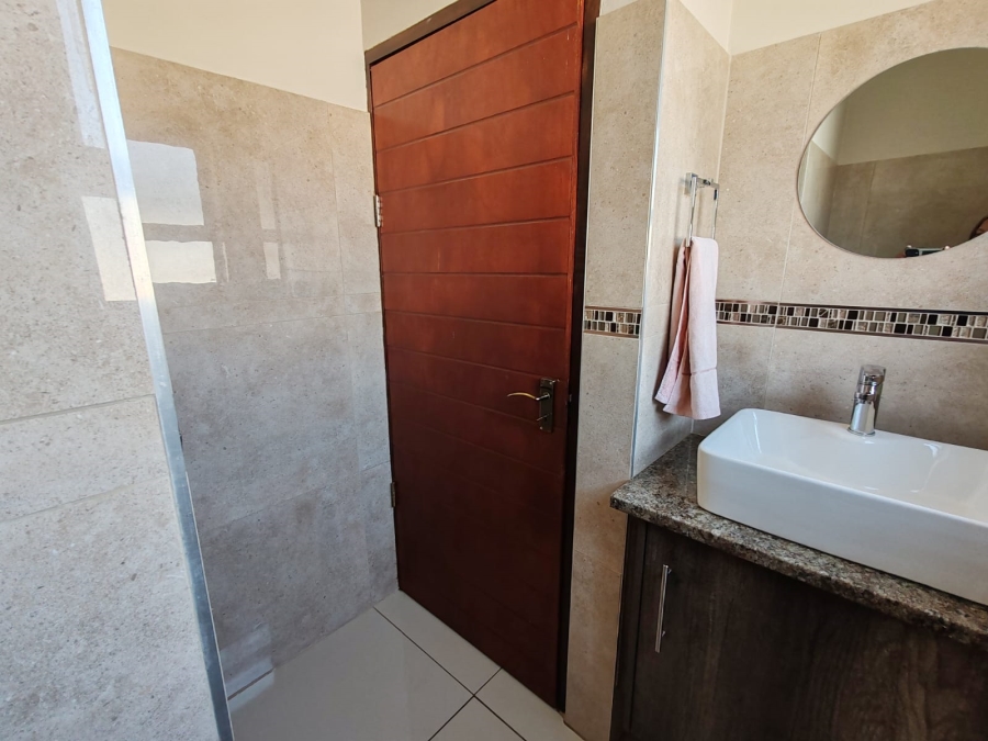 3 Bedroom Property for Sale in Ruimsig Country Estate Gauteng