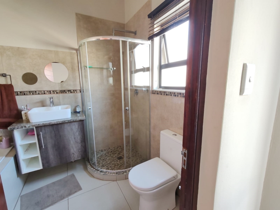 3 Bedroom Property for Sale in Ruimsig Country Estate Gauteng