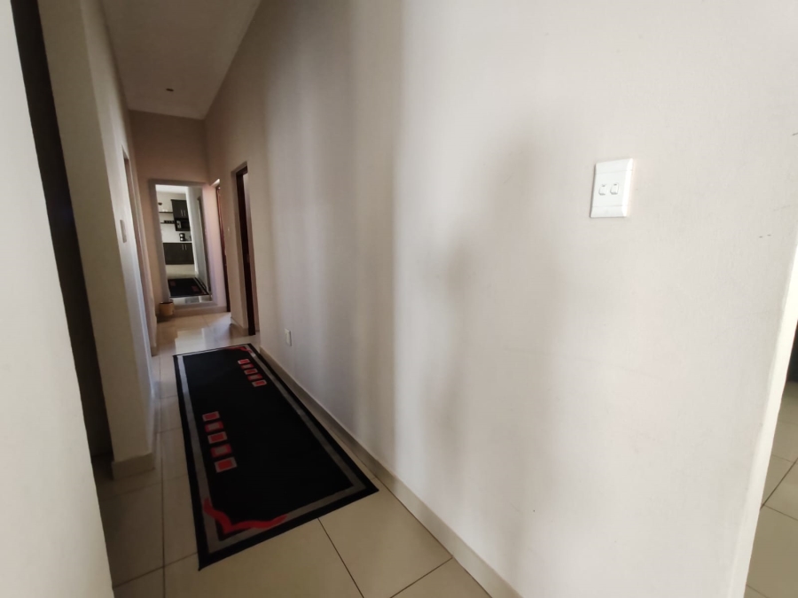 3 Bedroom Property for Sale in Ruimsig Country Estate Gauteng