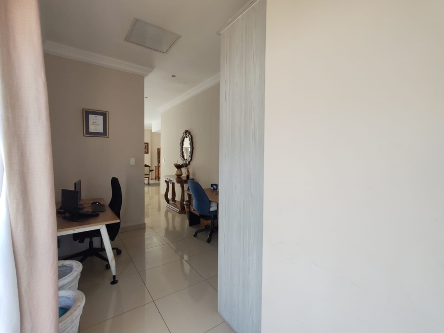 3 Bedroom Property for Sale in Ruimsig Country Estate Gauteng