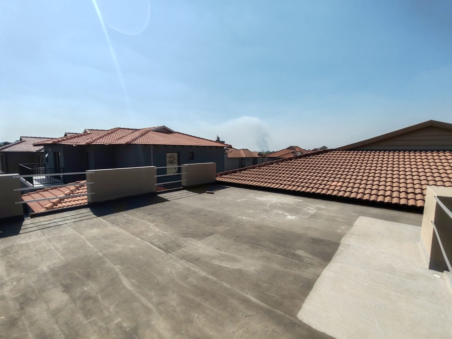 3 Bedroom Property for Sale in Ruimsig Country Estate Gauteng