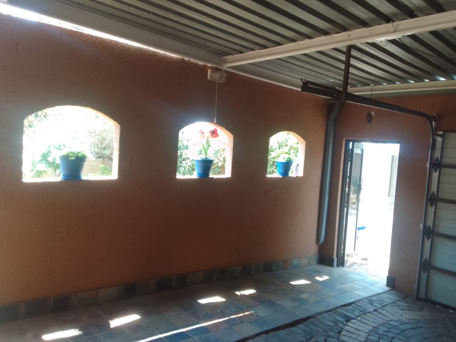 2 Bedroom Property for Sale in Rant En Dal Gauteng