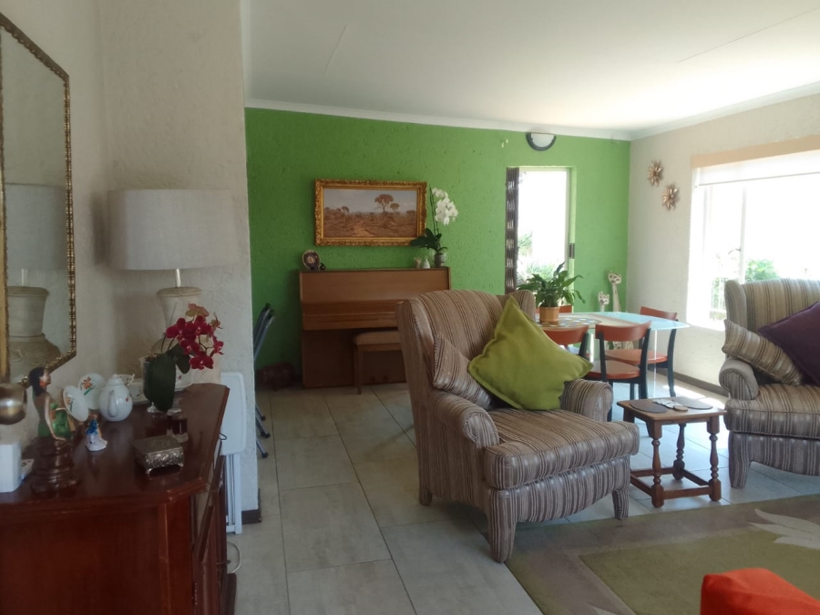 2 Bedroom Property for Sale in Rant En Dal Gauteng