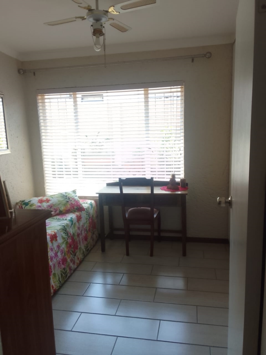 2 Bedroom Property for Sale in Rant En Dal Gauteng