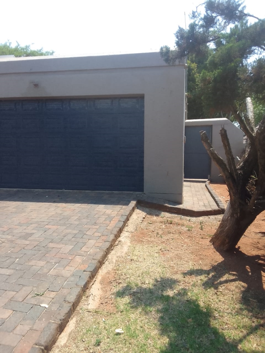 3 Bedroom Property for Sale in Rant En Dal Gauteng