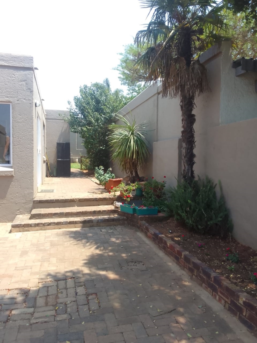 3 Bedroom Property for Sale in Rant En Dal Gauteng