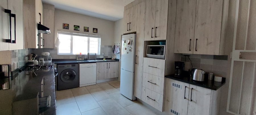 3 Bedroom Property for Sale in Rant En Dal Gauteng