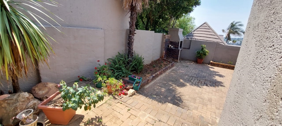 3 Bedroom Property for Sale in Rant En Dal Gauteng