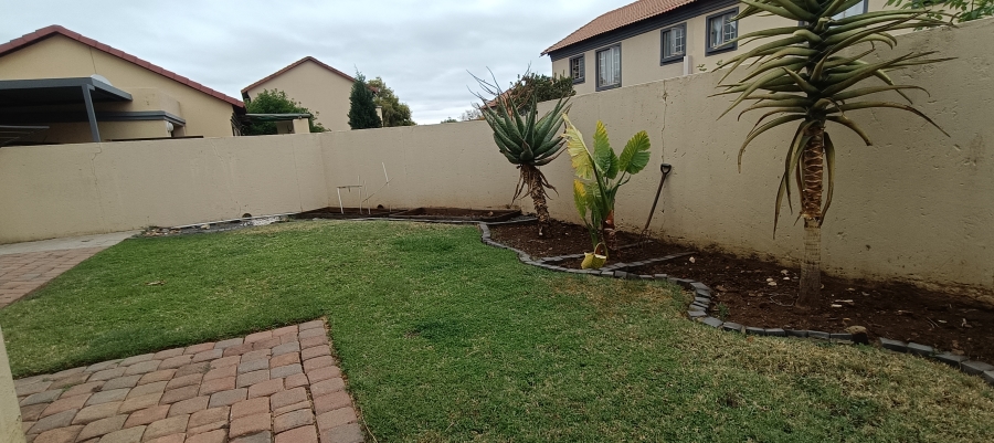 3 Bedroom Property for Sale in Annlin Gauteng