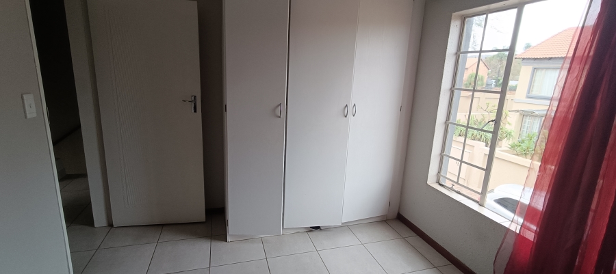 3 Bedroom Property for Sale in Annlin Gauteng