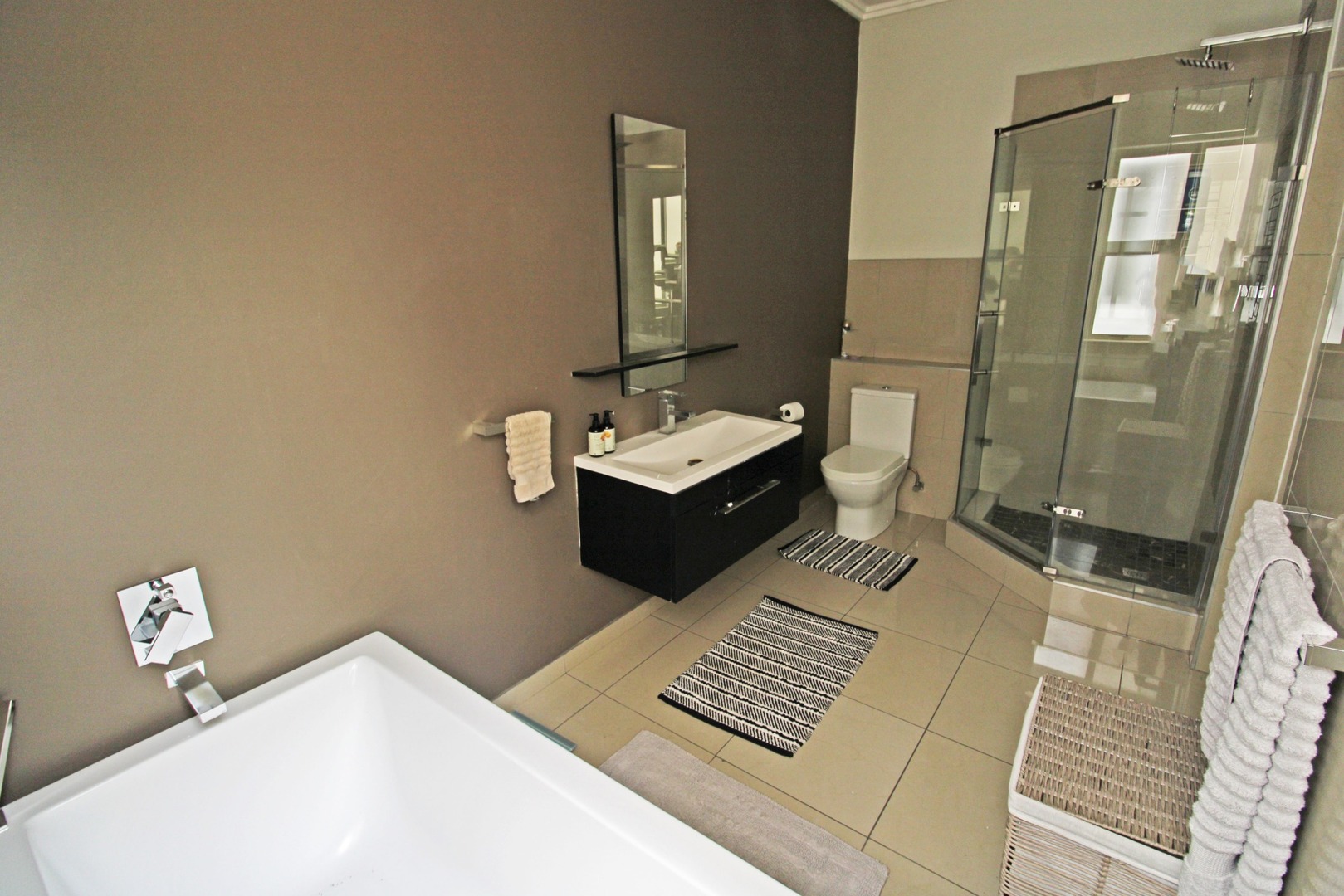 2 Bedroom Property for Sale in Bryanston Gauteng