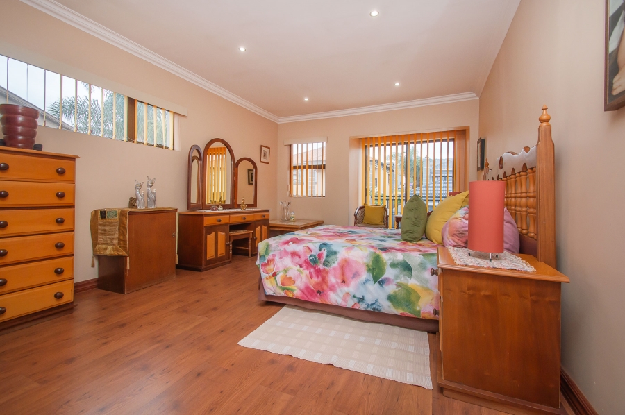 4 Bedroom Property for Sale in Willowbrook Gauteng