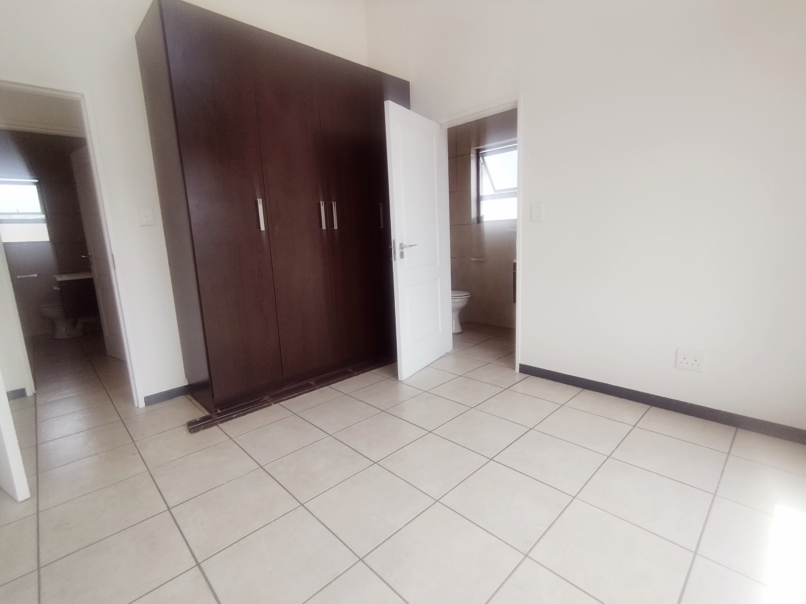 2 Bedroom Property for Sale in Greenstone Gate Gauteng