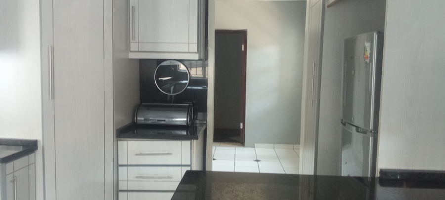 2 Bedroom Property for Sale in Diepkloof Zone 5 Gauteng