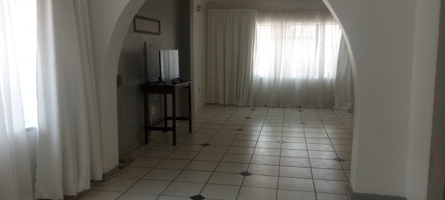 2 Bedroom Property for Sale in Diepkloof Zone 5 Gauteng