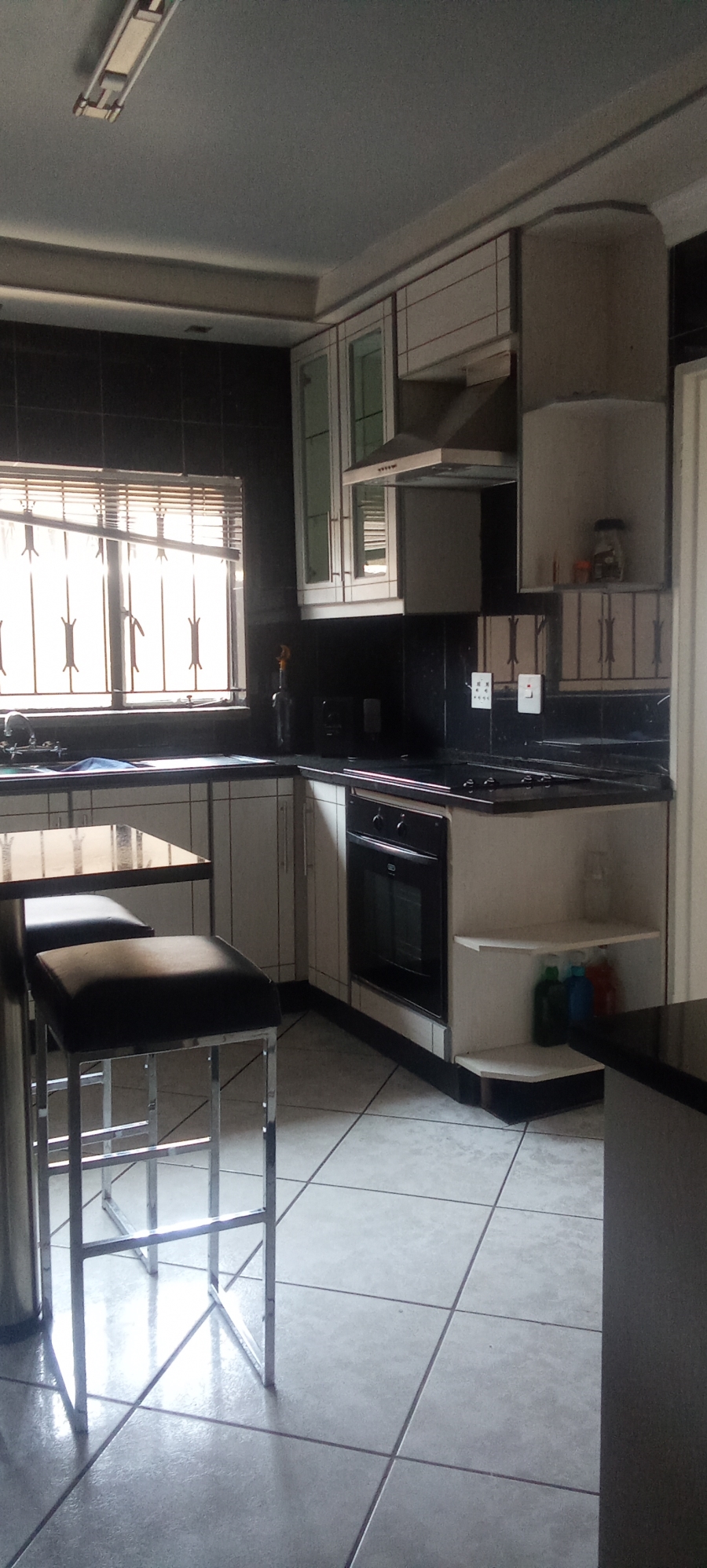 2 Bedroom Property for Sale in Diepkloof Zone 5 Gauteng