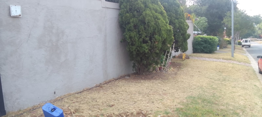 3 Bedroom Property for Sale in Sunningdale Ridge Gauteng