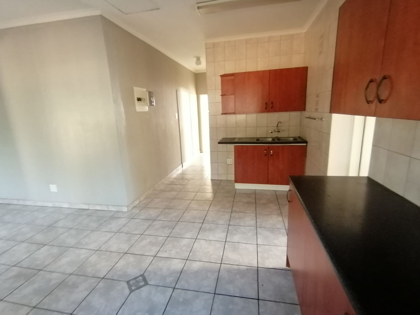 To Let 2 Bedroom Property for Rent in Wychwood Gauteng