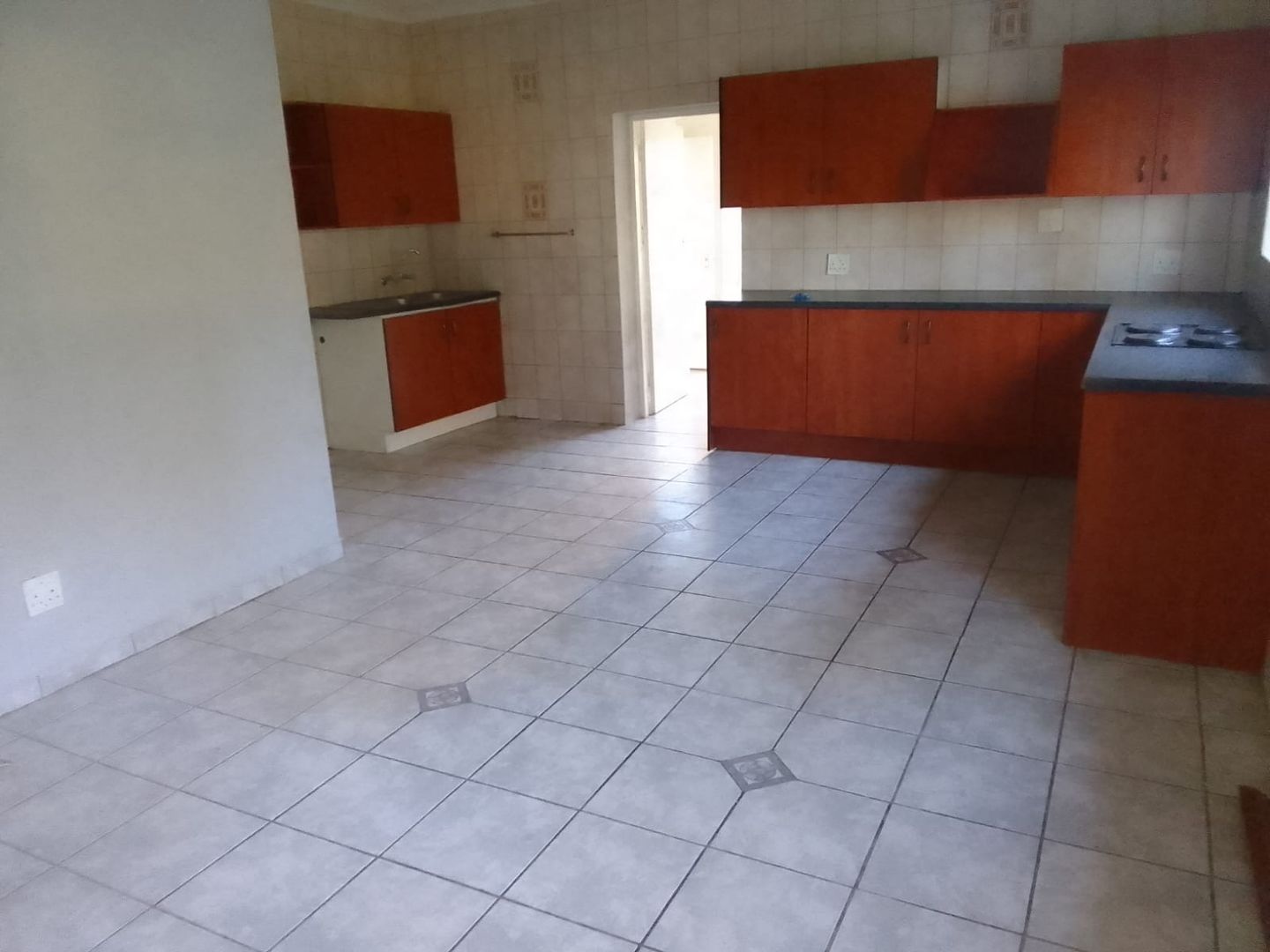 To Let 2 Bedroom Property for Rent in Wychwood Gauteng