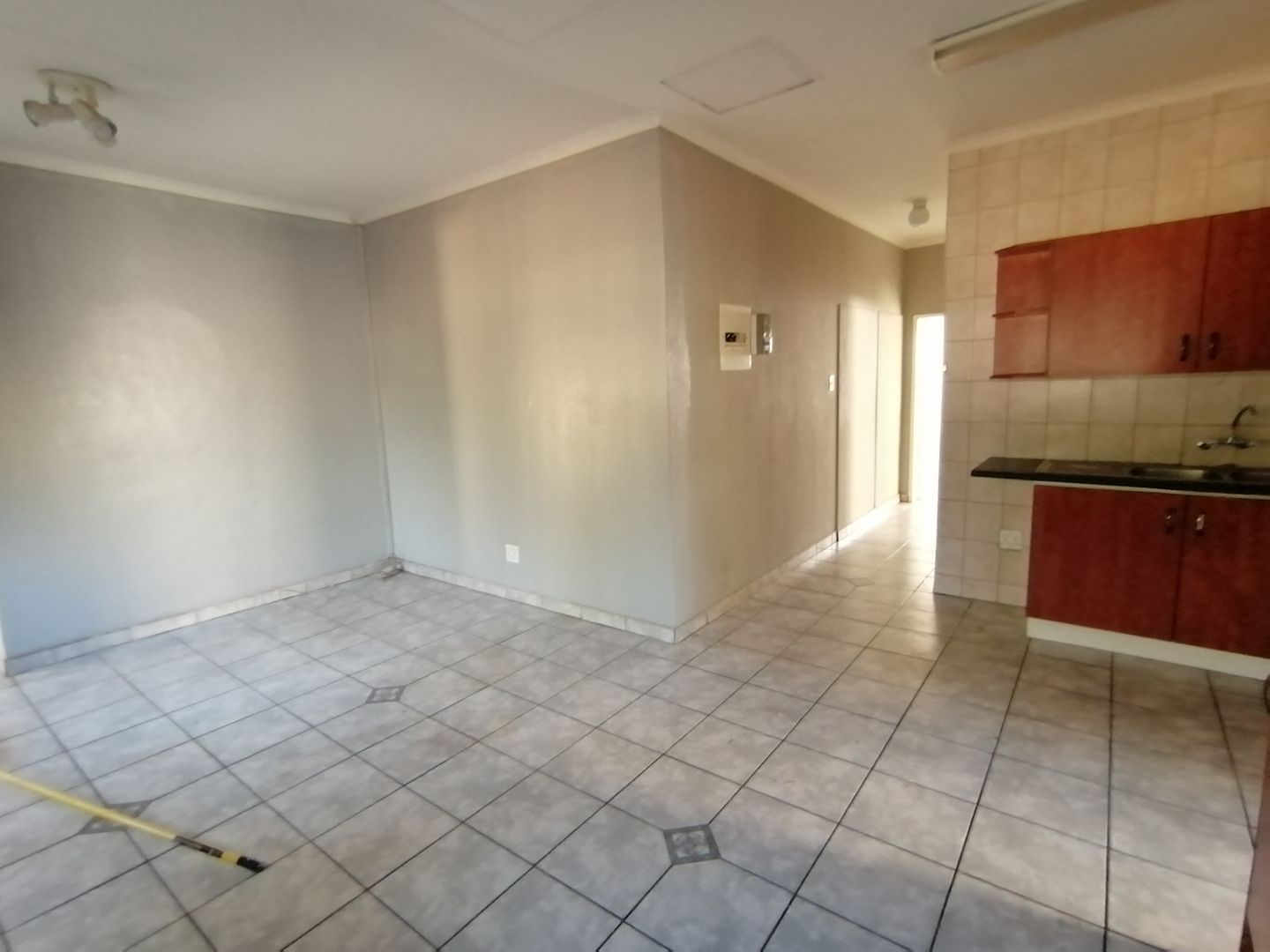 To Let 2 Bedroom Property for Rent in Wychwood Gauteng