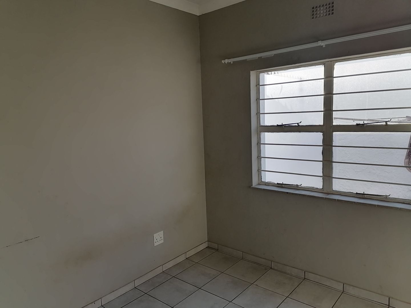 To Let 2 Bedroom Property for Rent in Wychwood Gauteng