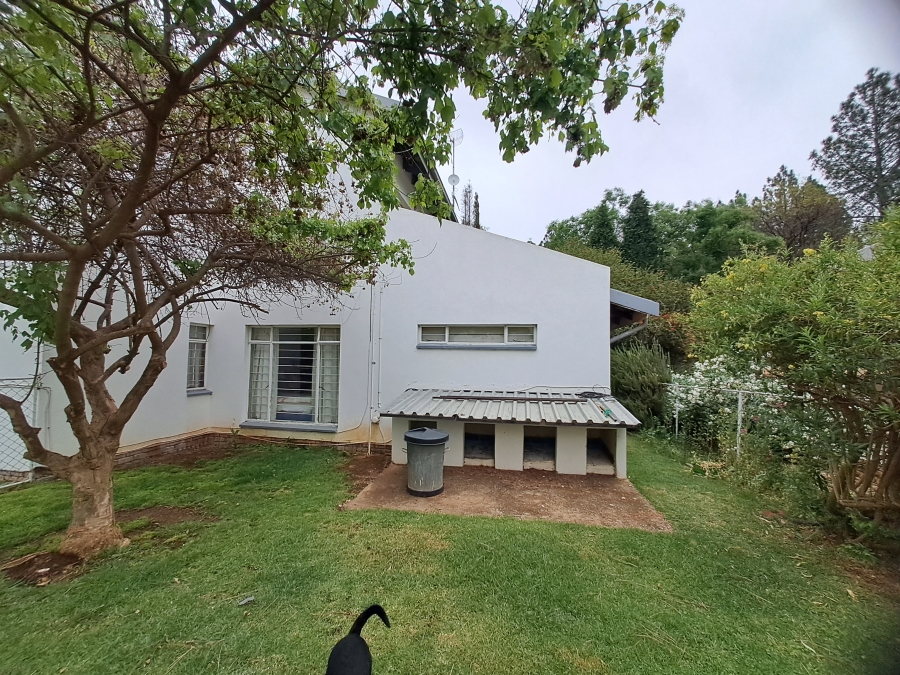 5 Bedroom Property for Sale in Ironsyde A H Gauteng