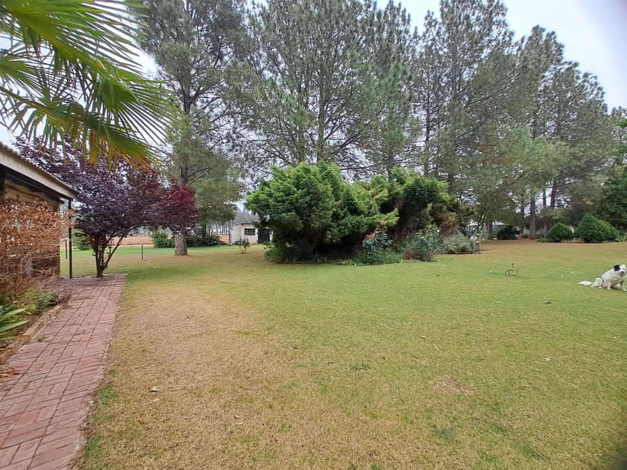 5 Bedroom Property for Sale in Ironsyde A H Gauteng