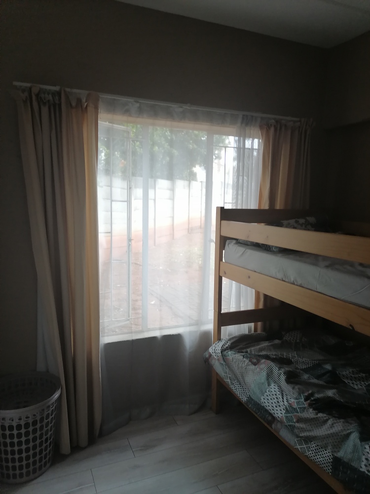 2 Bedroom Property for Sale in Wilgeheuwel Gauteng