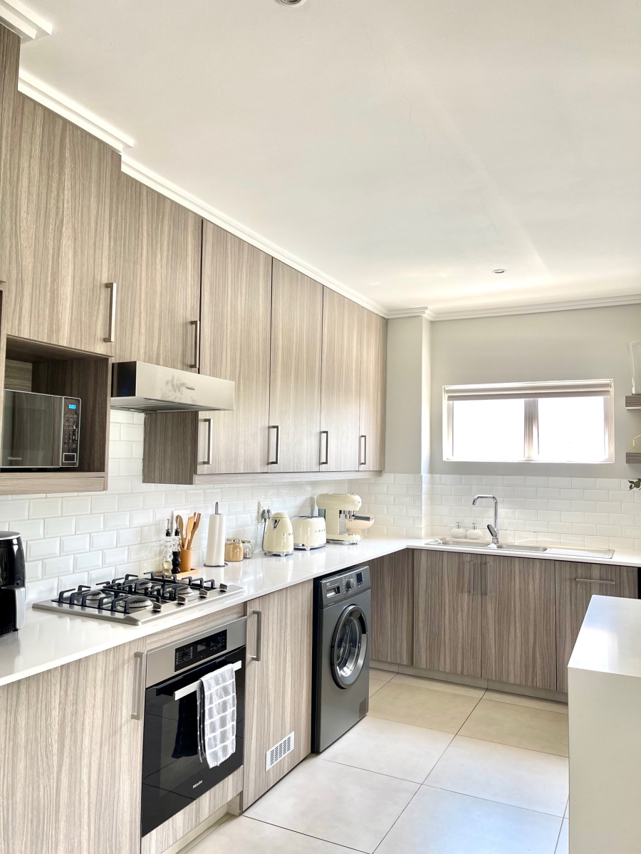 2 Bedroom Property for Sale in Morningside Gauteng