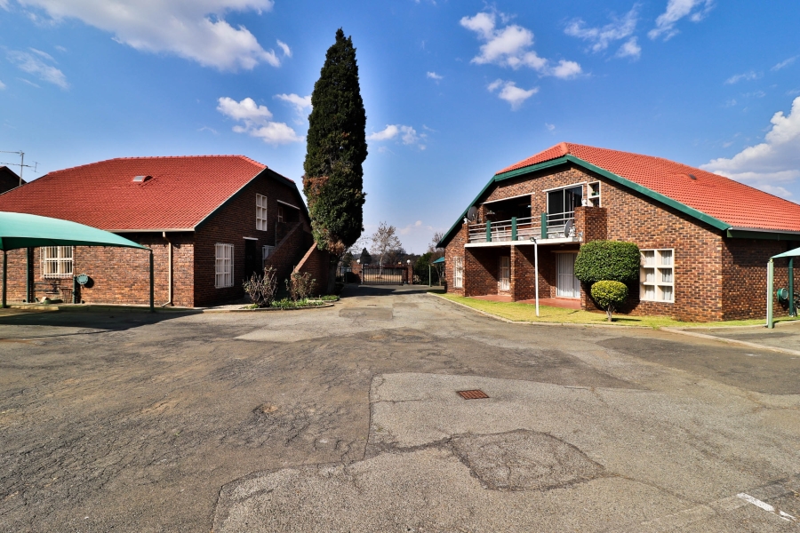 2 Bedroom Property for Sale in Kibler Park Gauteng