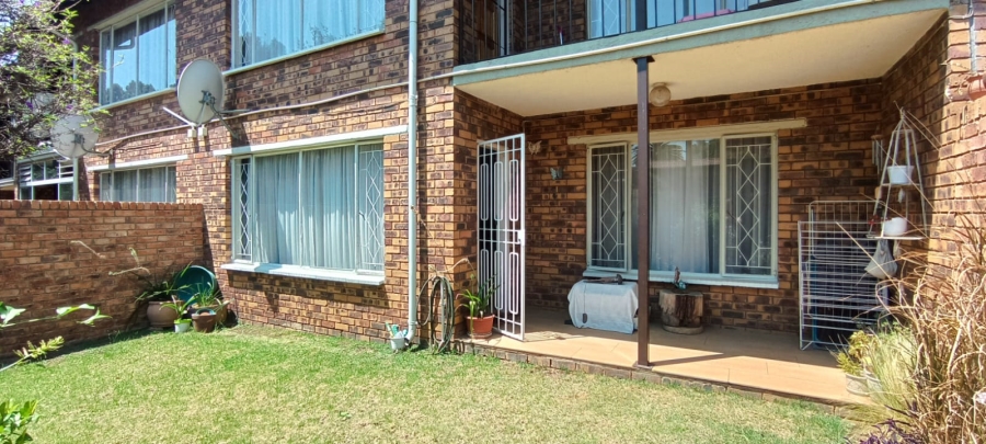 2 Bedroom Property for Sale in New Redruth Gauteng