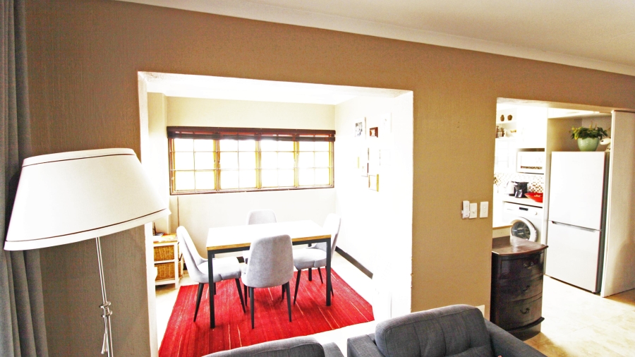 To Let 2 Bedroom Property for Rent in Bryanston Gauteng