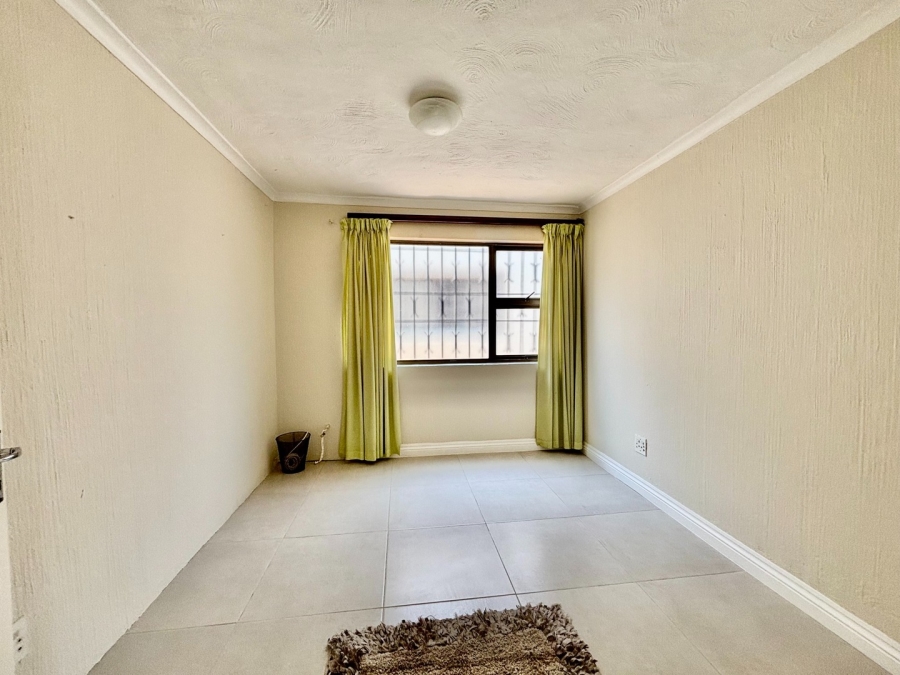 To Let 1 Bedroom Property for Rent in Morningside Gauteng