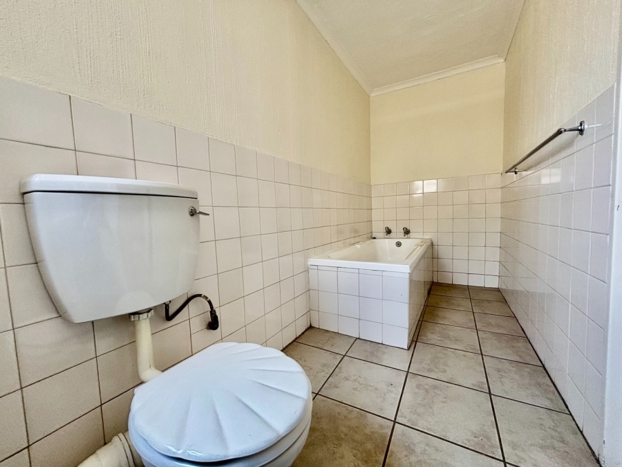 To Let 1 Bedroom Property for Rent in Morningside Gauteng