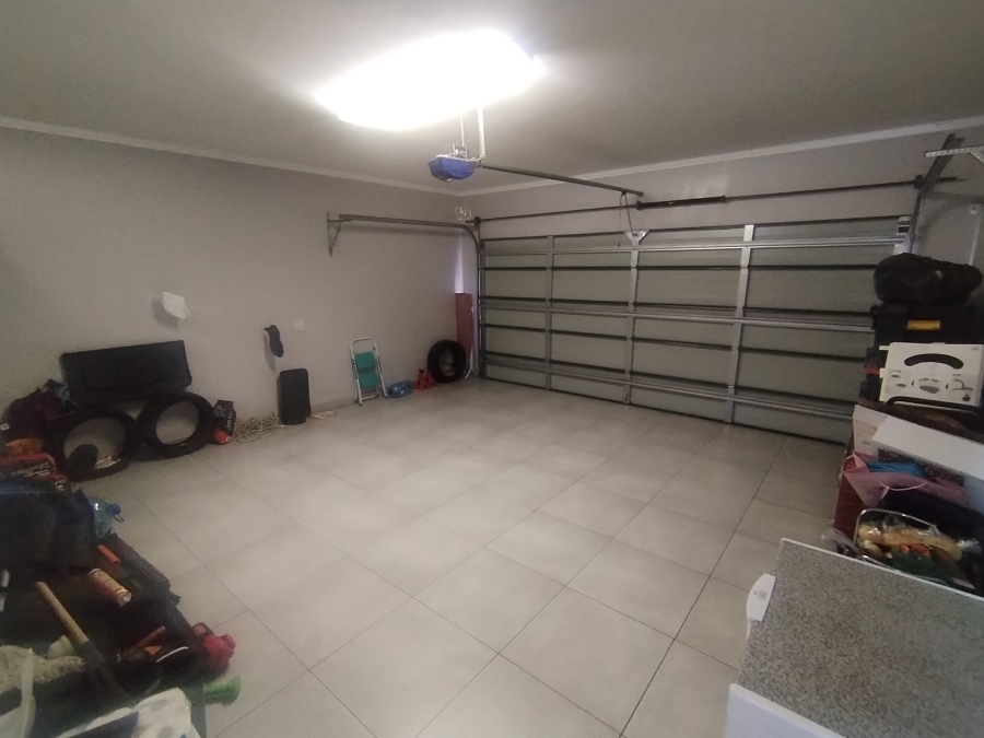 3 Bedroom Property for Sale in Edenvale Central Gauteng