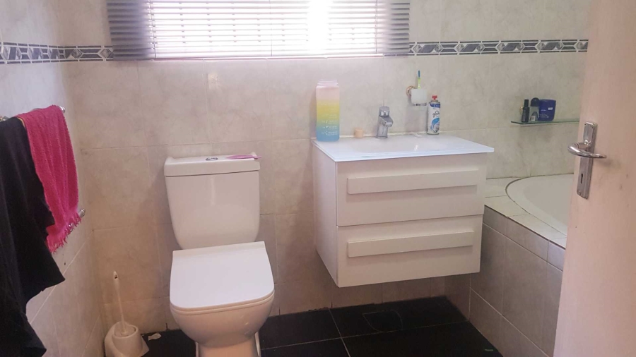 3 Bedroom Property for Sale in Cosmo City Gauteng