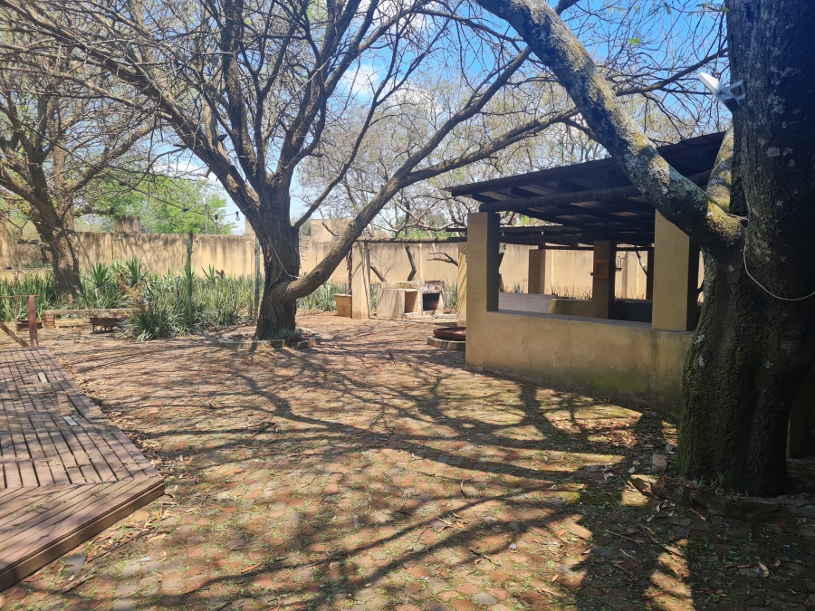 Commercial Property for Sale in Nooitgedacht 471 Gauteng