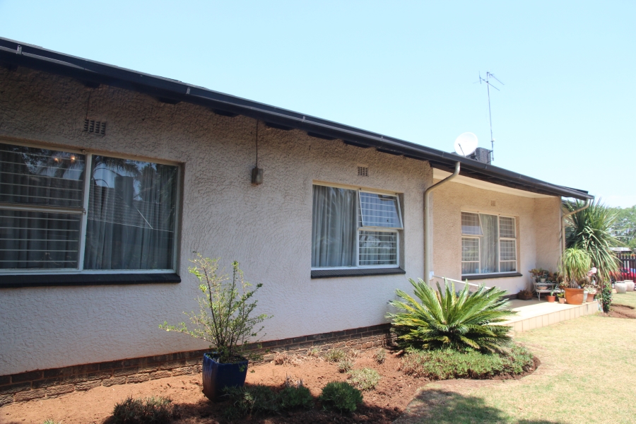 4 Bedroom Property for Sale in Croydon Gauteng