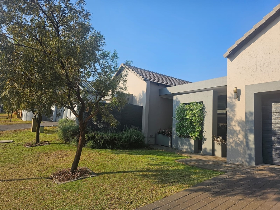 4 Bedroom Property for Sale in Midstream Meadows Gauteng