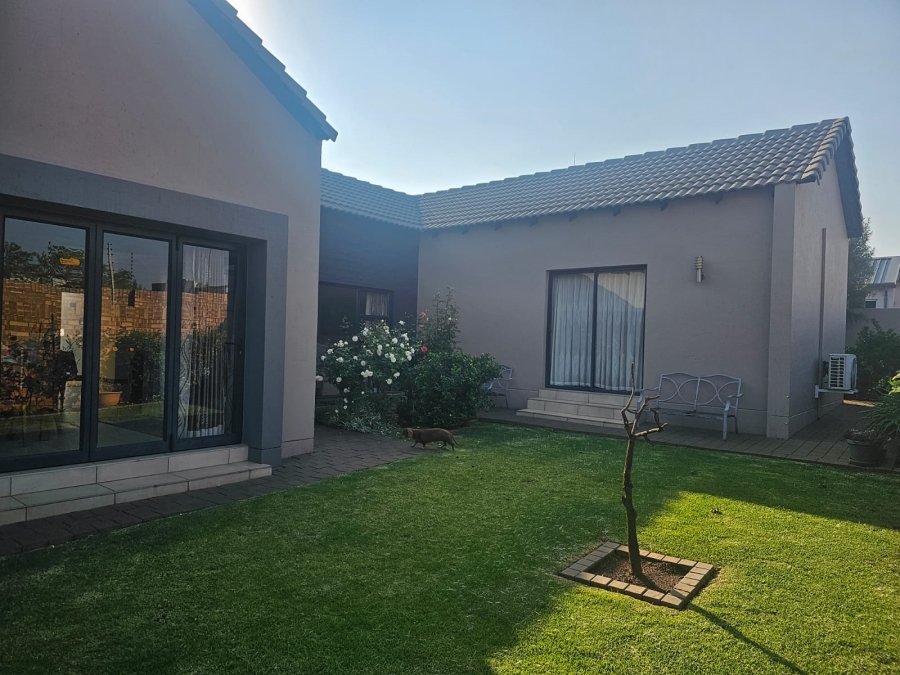 4 Bedroom Property for Sale in Midstream Meadows Gauteng