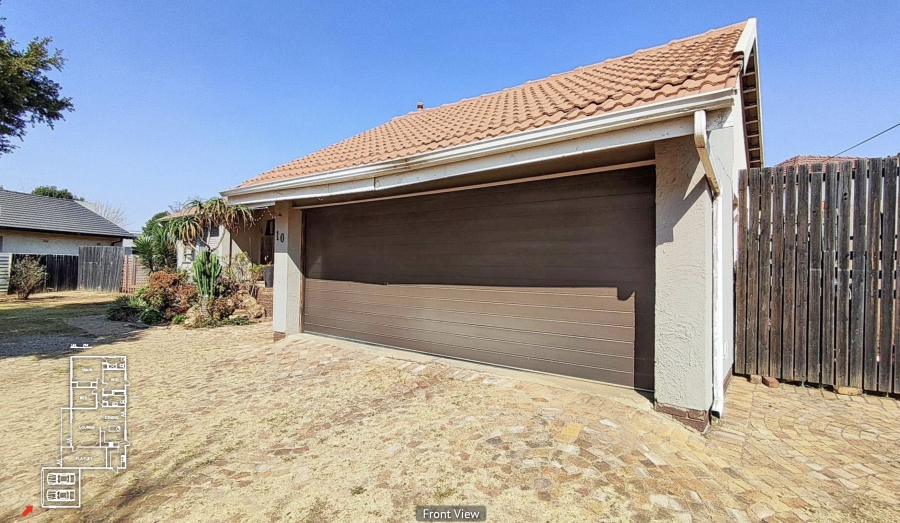 4 Bedroom Property for Sale in Highway Gardens Gauteng