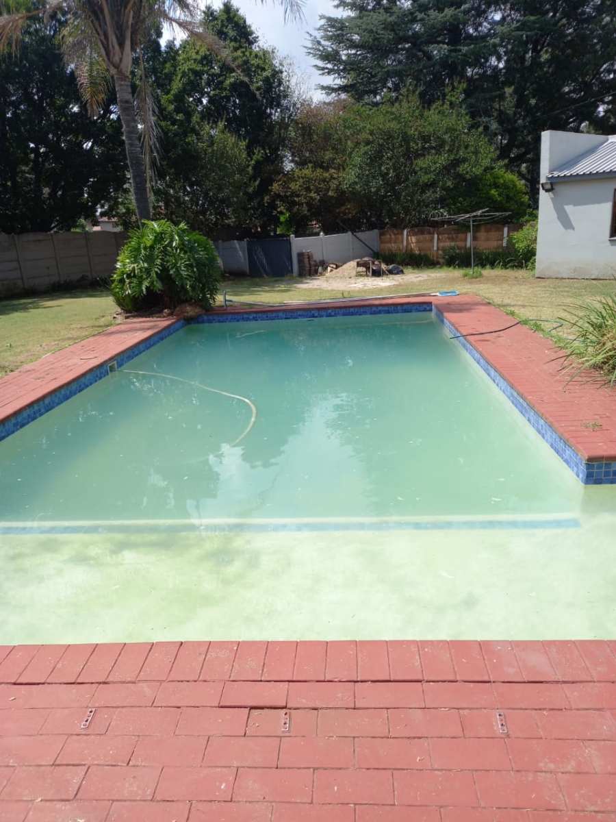 3 Bedroom Property for Sale in Selcourt Gauteng