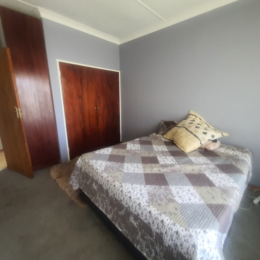 3 Bedroom Property for Sale in Selcourt Gauteng