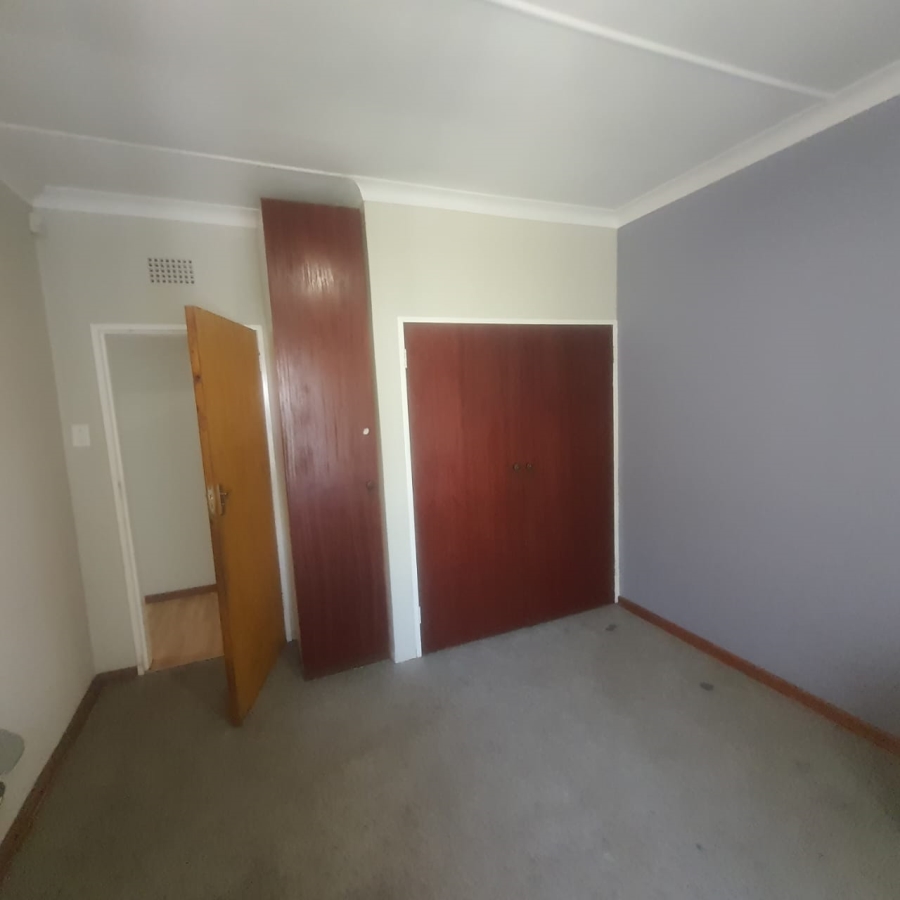 3 Bedroom Property for Sale in Selcourt Gauteng