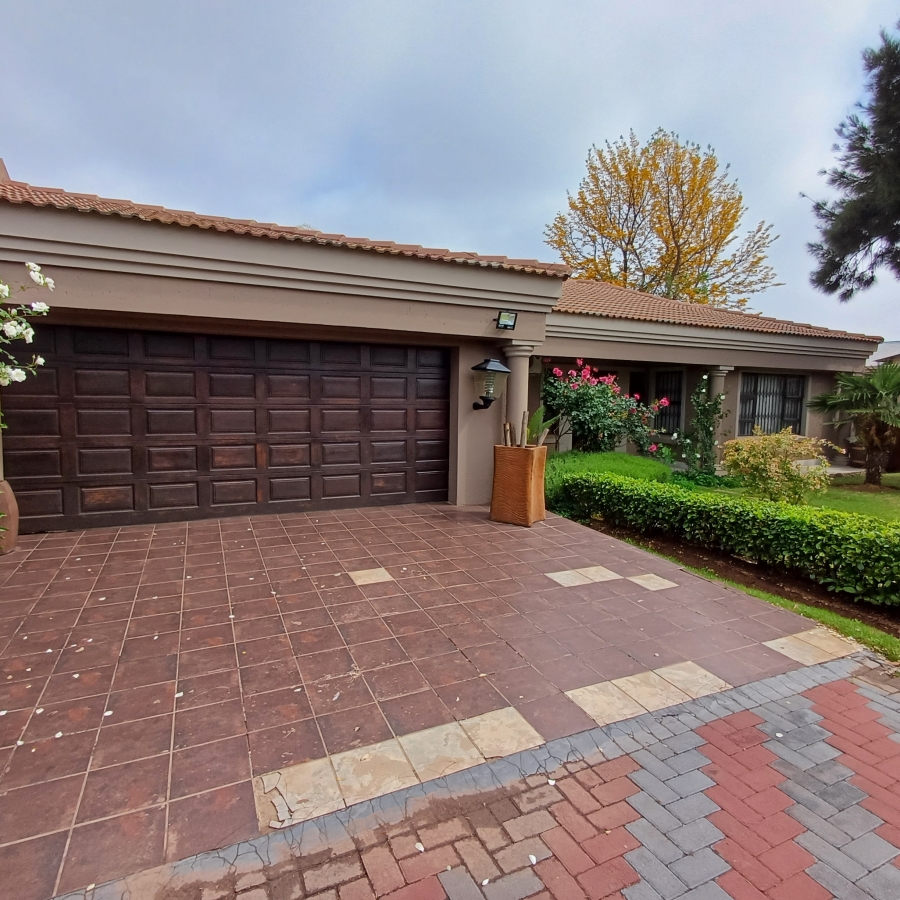 5 Bedroom Property for Sale in Riversdale Gauteng