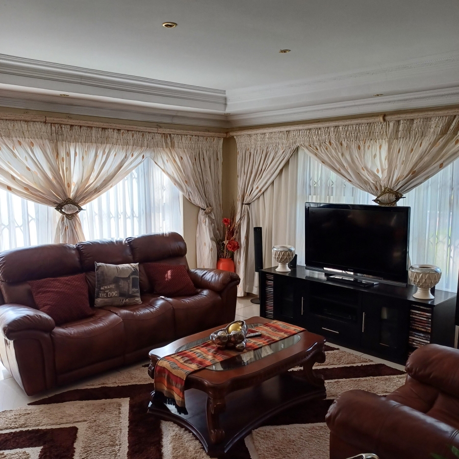 5 Bedroom Property for Sale in Riversdale Gauteng