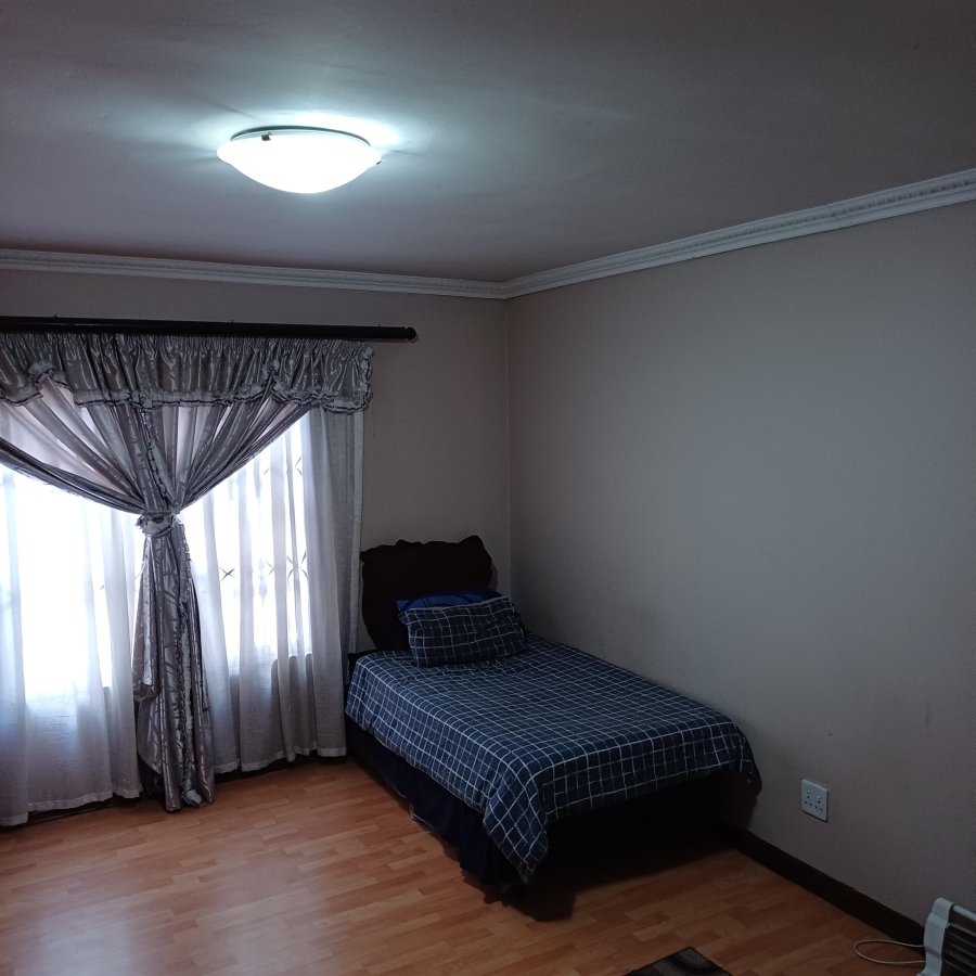 5 Bedroom Property for Sale in Riversdale Gauteng