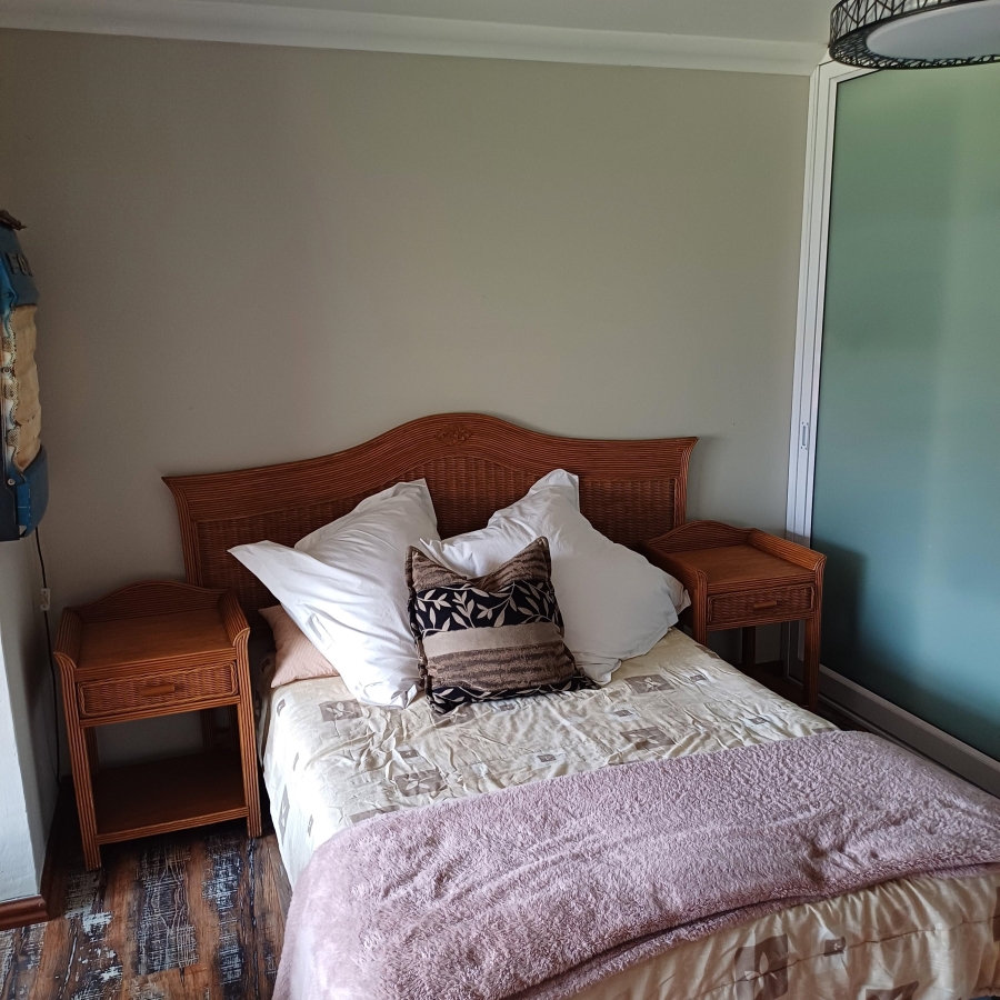 6 Bedroom Property for Sale in Buyscelia Gauteng