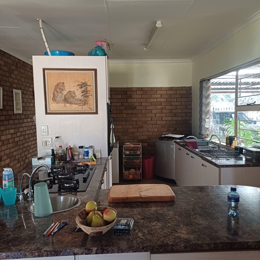 3 Bedroom Property for Sale in Buyscelia Gauteng