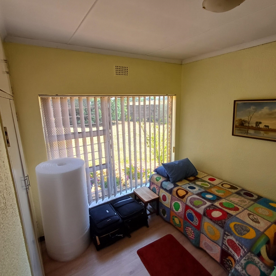 3 Bedroom Property for Sale in Buyscelia Gauteng